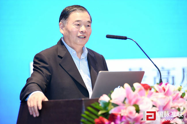 楊學山1.jpg